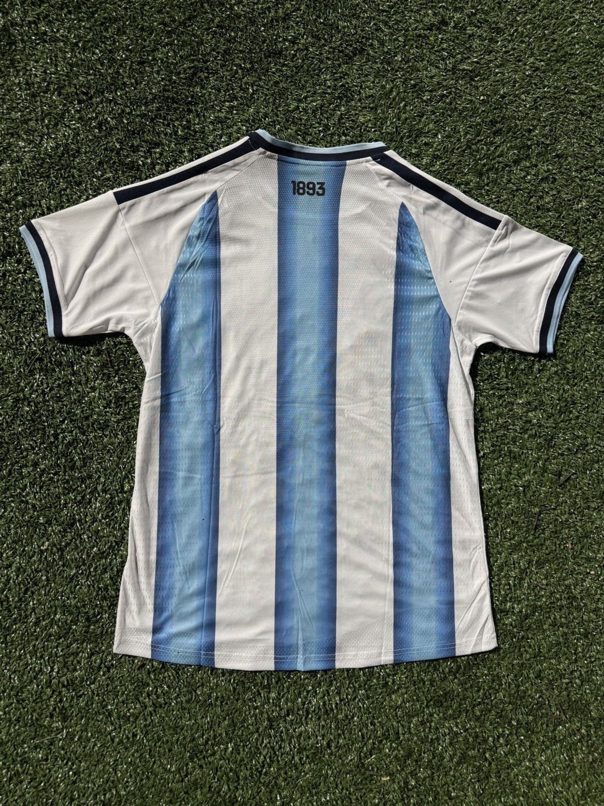 Argentina World Cup 2026 Soccer Jersey Player Version Premium Quality